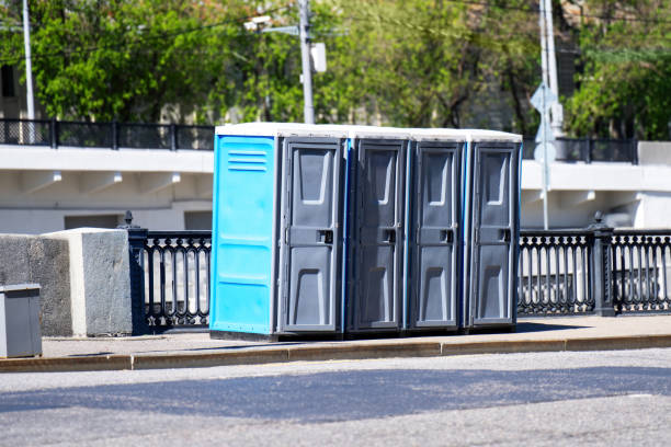 Best Portable bathroom rental  in Aztec, NM